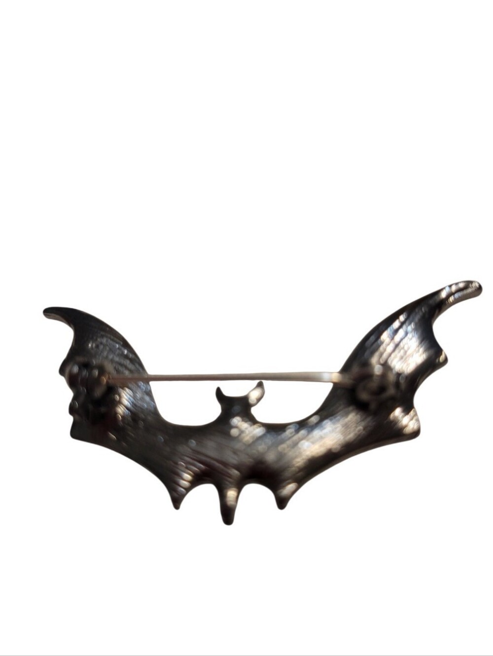 Bat Brooch - Picture 5 of 5